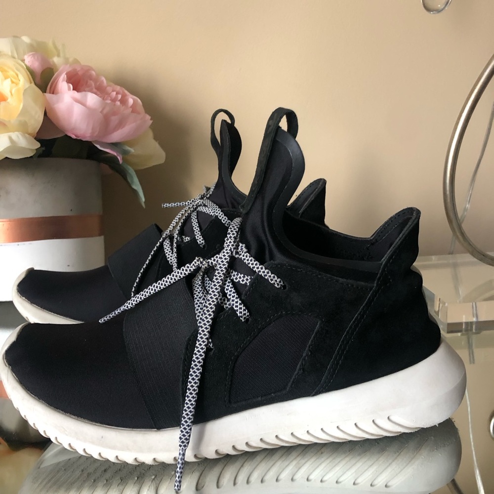 Adidas Tubular Defiant Sneakers